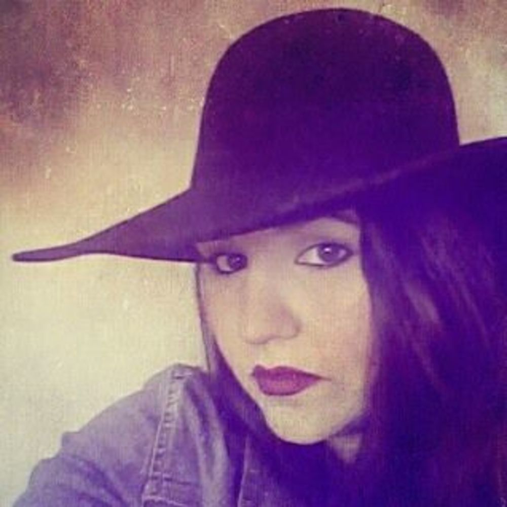 Meet your Posher, Jenny
